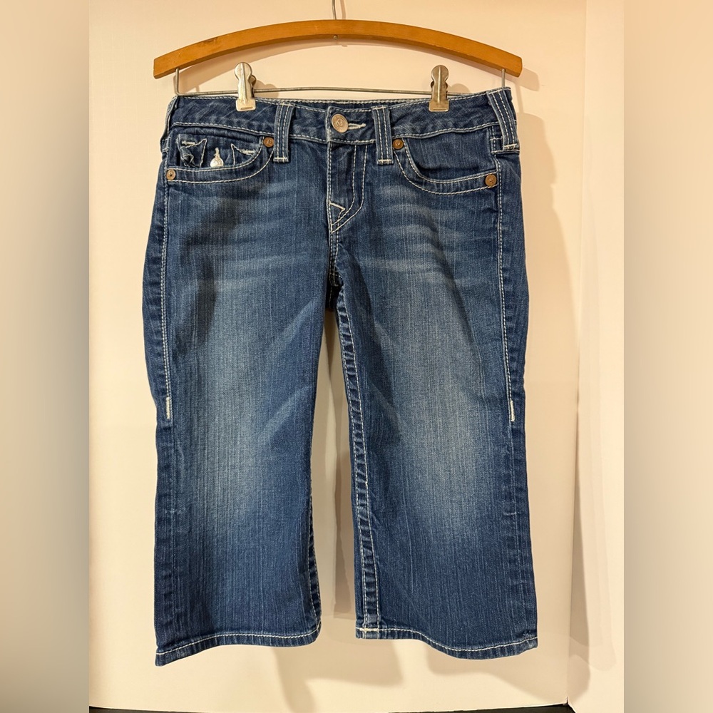 True Religion size 28 Cropped Jeans